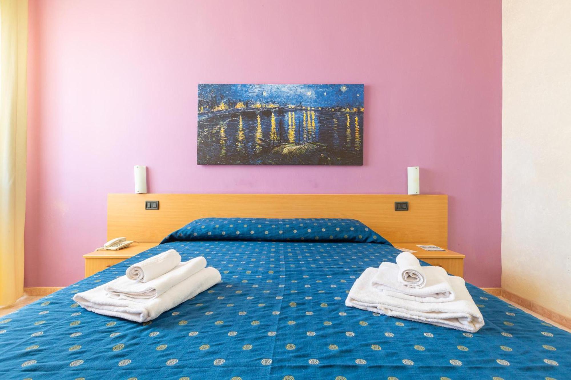 Hotel Il Riccio Porto Cesareo Exteriör bild