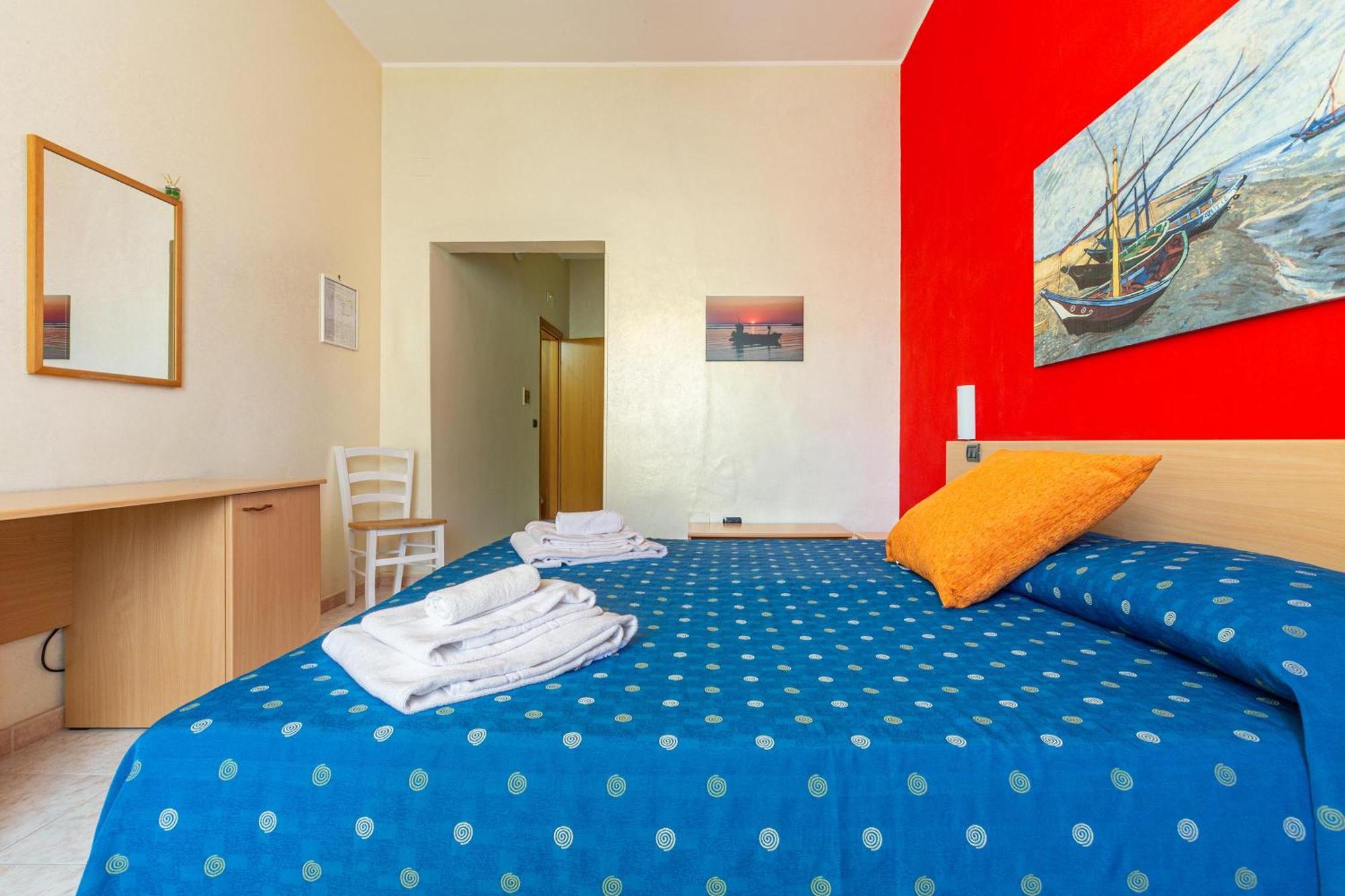 Hotel Il Riccio Porto Cesareo Exteriör bild
