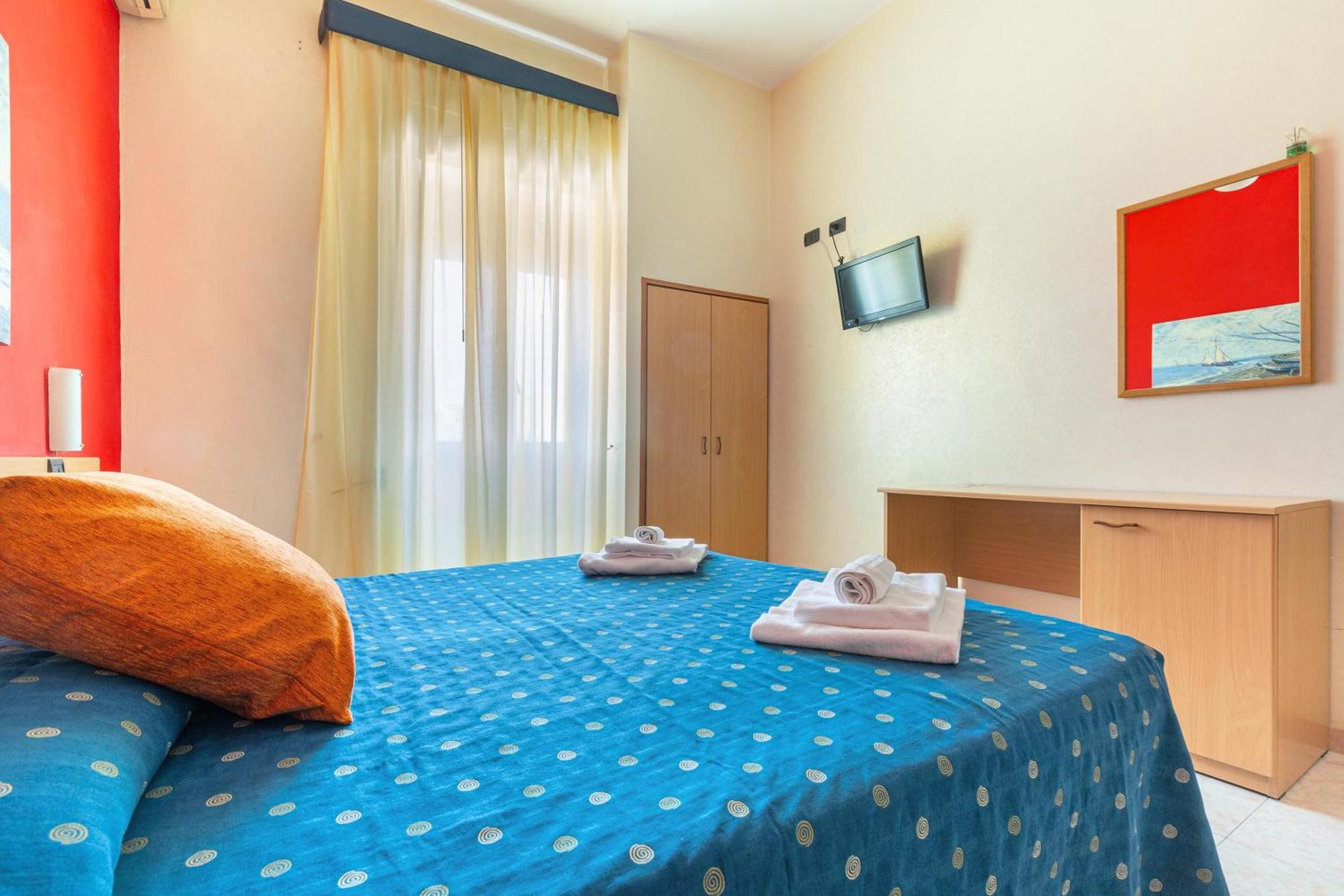 Hotel Il Riccio Porto Cesareo Exteriör bild